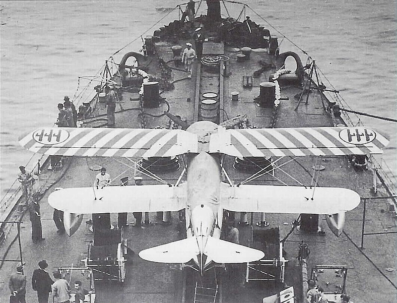 Ro.43 imbarcato sullo Zara