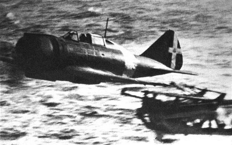 Reggiane Re.2000 catapultabile